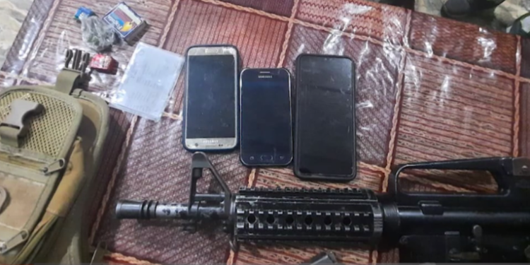 Tres capturados presuntos responsables de crí­menes