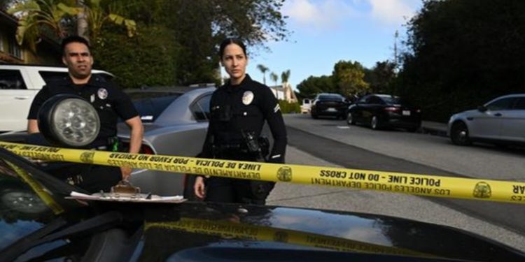 Tres fallecidos y cuatro heridos en un tiroteo en Los íngeles