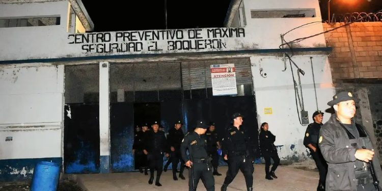 Tres reos mueren dentro de cárcel de el bloquerón en Santa Rosa