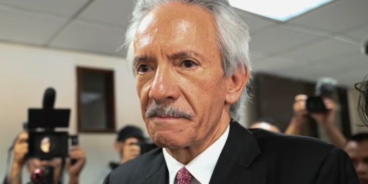 Tribunal decide este miércoles si condena a periodista José Rubén Zamora