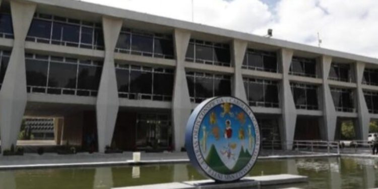 Tribunal ordena convocar en 24 horas elección del Consejo Superior de la USAC