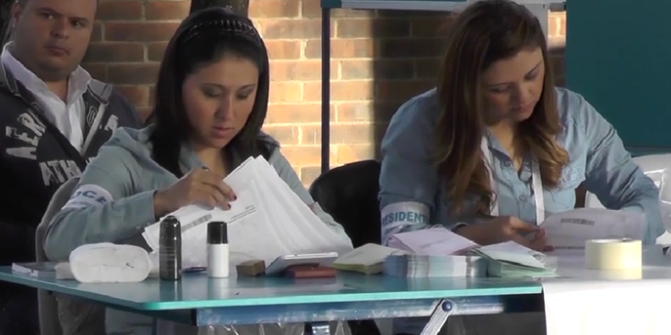 Tribunal Supremo Electoral sigue depurando el padrón electoral