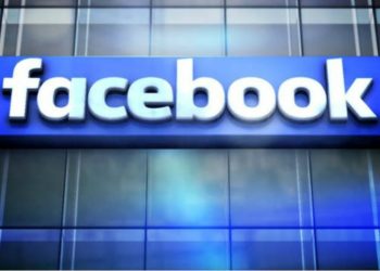 Trum denuncia a Facebook
