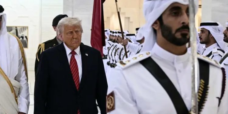 Trump anuncia en Qatar un pedido de 200.000 mill. de dólares