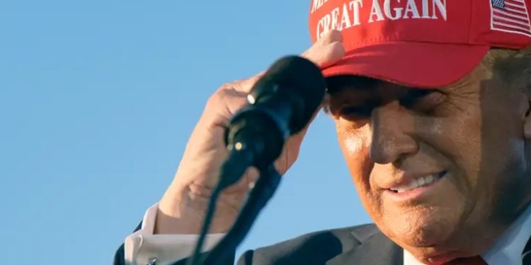 Trump anuncia nuevos aranceles para China, Canadá y México