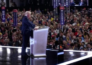 Trump cerrará frontera en hipotético primer día de mandato