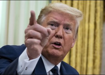 Trump comparte un comentario que parece predecir o proponer una guerra civil en EE.UU.