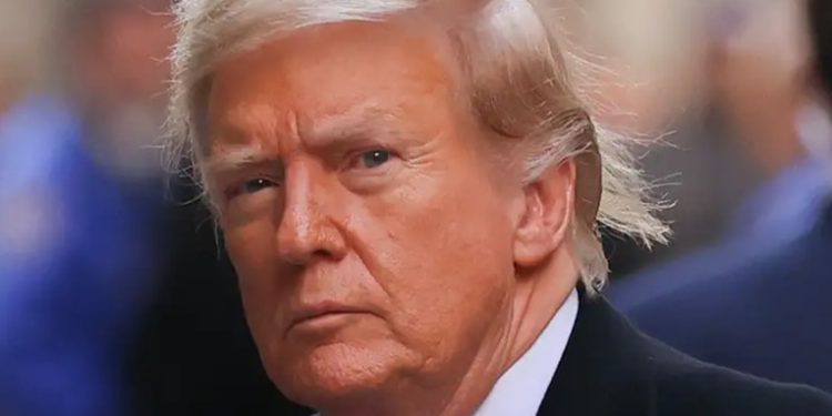 Trump consigna fianza por USD 175 millones en caso de fraude