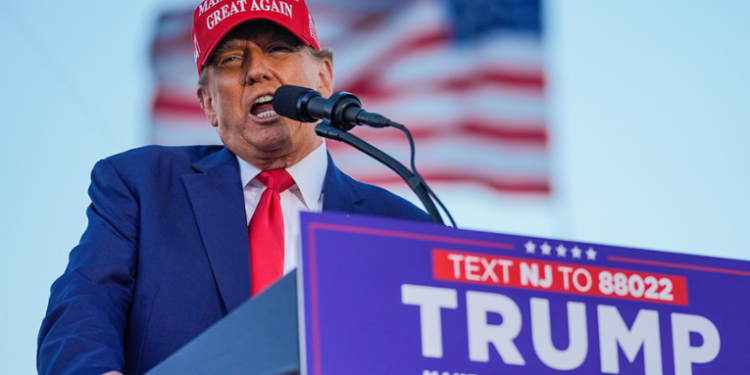 Trump da una promesa a los ricos si gana las presidenciales