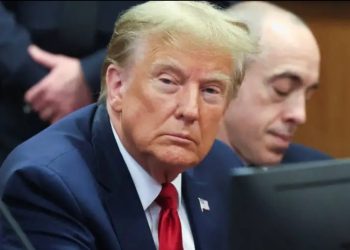 Trump debe pagar multa de USD 355 millones por fraude