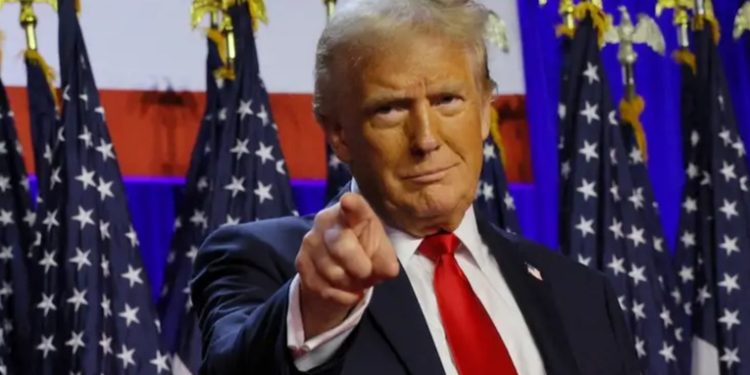 Trump dice que considerará que EE. UU. abandone la OTAN