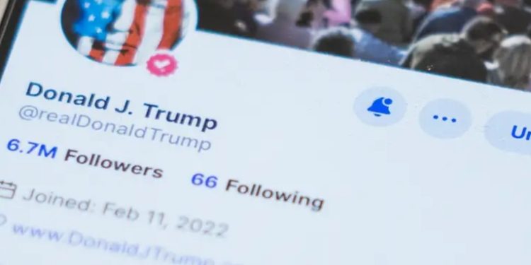 Trump felicita a Noboa por su reelección presidencial