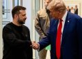 Trump promete a Zelenski resolver guerra en Ucrania si gana