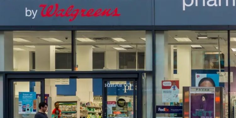 Trump promete reducir hasta 80% el precio de medicamentos