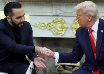 Trump recibe a Bukele para afianzar su pacto migratorio