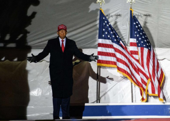 Trump reitera su intención de presentarse en elecciones de 2024
