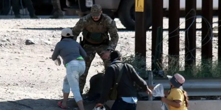 Trump revoca extensión de amparo migratorio para venezolanos