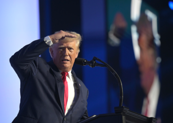 Trump: Somos una nación mendiga con Biden arrodillado rogando energí­a por todo el mundo.
