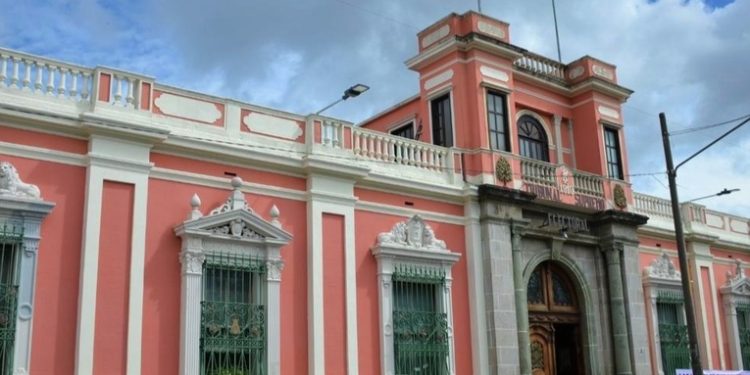 TSE advierte a diputados y alcaldes sobre el uso de redes sociales para evitar campaña anticipada