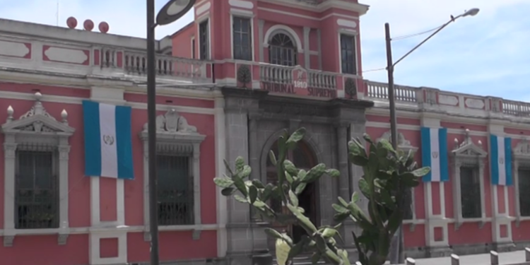 TSE ordena retiro de propaganda anticipada a partidos polí­ticos y a la Municipalidad de Guatemala