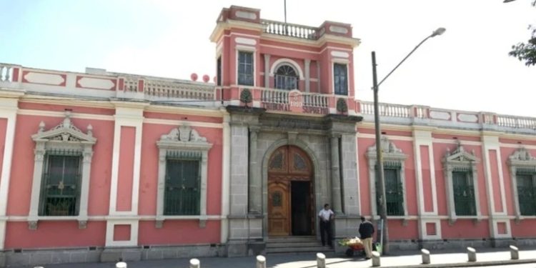 TSE trabaja en la reparación y compra de mobiliario para las próximas elecciones generales