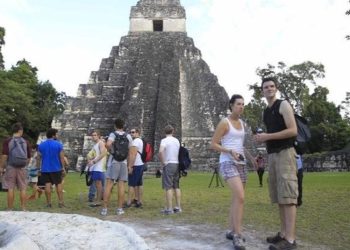 Turismo guatemalteco se fortalece con herramientas tecnológicas para medir ingresos y destinos clave