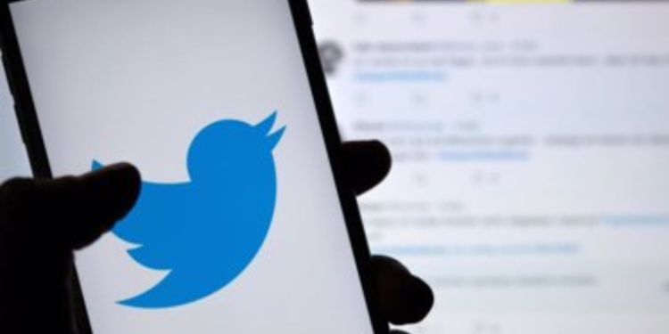 Twitter lanza fuerte advertencia a candidatos electorales en EE.UU.