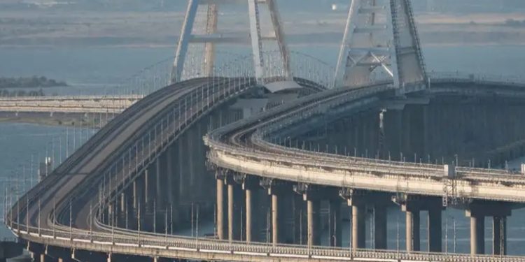 Ucrania atacó un embarcadero de ferris en Crimea