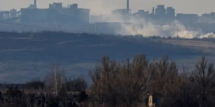 Ucrania informa de duros combates dentro de Avdivka