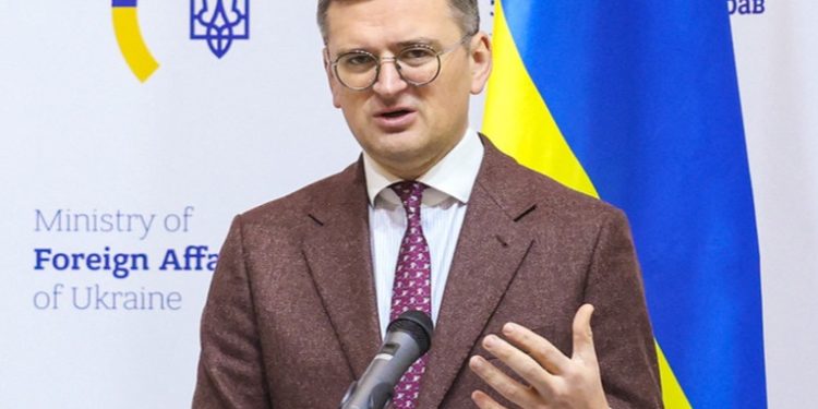 Ucrania plantea 5 exigencias a Occidente y Moscú responde