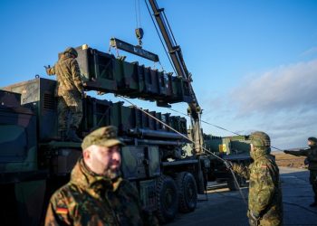 Ucrania quiere más: piden a Alemania el 30 % de sus reservas militares con una 'hoja de compras'