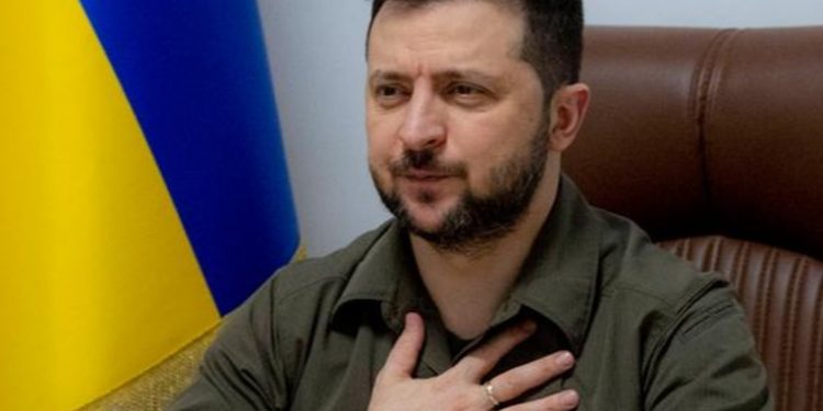 Ucrania reporta casi 90 muertos en ataque ruso contra base militar