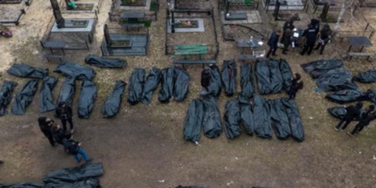 Ucrania ya identificó a 900 civiles muertos en la región de Kiev
