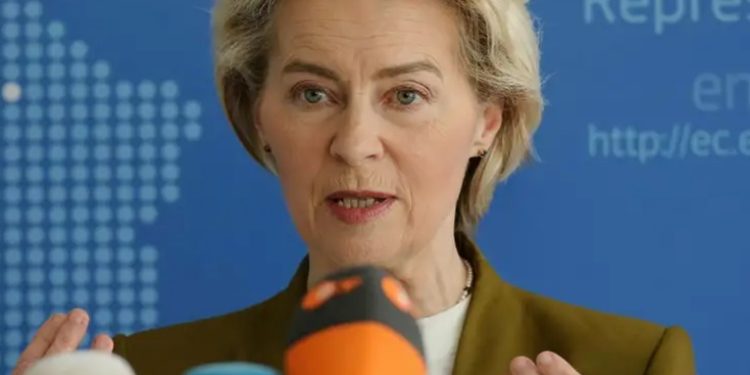 UE acusa al partido populista AfD de traicionar a Alemania