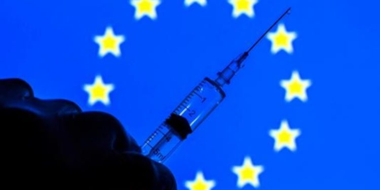 UE llega a 70% de adultos vacunados contra covid-19