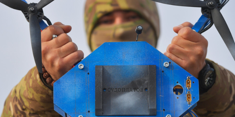 Un batallón ruso lanza un taller y una escuela de operadores de drones