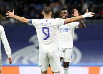 Un doblete de Benzema salva la papeleta del Madrid ante un atrevido Shakhtar Donetsk