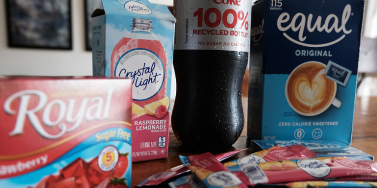 Un edulcorante presente en la Coca-Cola podría causar déficits de memoria y aprendizaje en las generaciones futuras