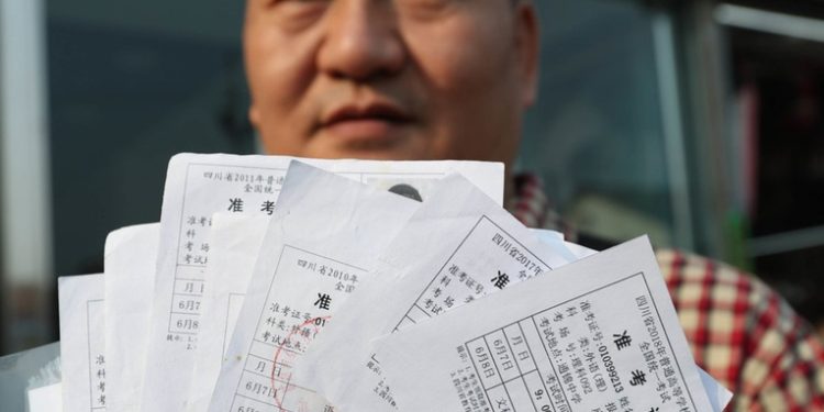 Un hombre chino de 55 años lleva casi 38 años intentando ingresar en la misma universidad