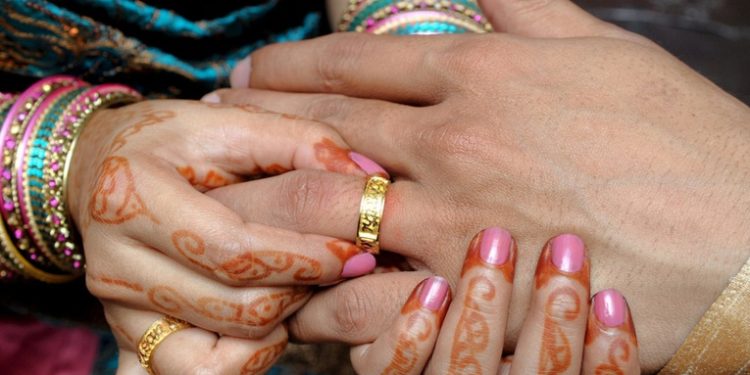 Un hombre se casa con al menos 14 mujeres acomodadas para sacarles provecho económico