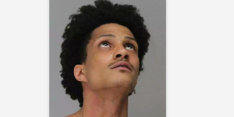 Un joven mata a tiros a su exnovia en Texas en venganza por abortar