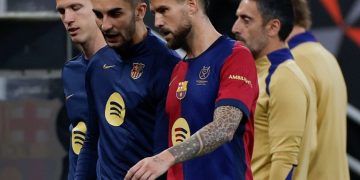 Un mes de baja para Iñigo Martínez por rotura del bíceps femoral