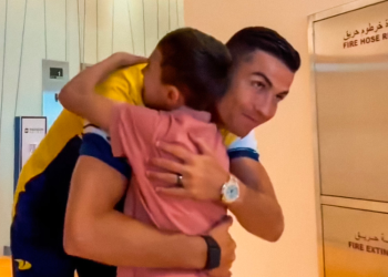 Un niño que sufrió el terremoto en Siria cumple su sueño de conocer a Cristiano Ronaldo