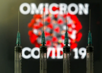 Un paciente con ómicron fallece en Reino Unido, el primer caso de muerte por esta variante..
