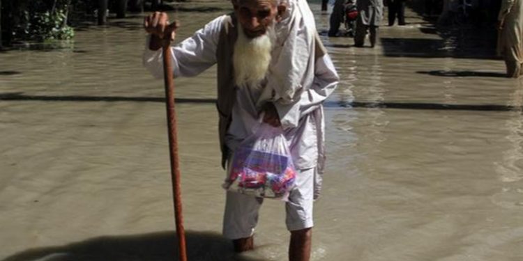 Un tercio de Pakistán está bajo el agua, con más de 1.130 muertos