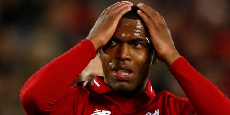 Un tribunal en EE.UU. ordena a un exjugador del Liverpool pagar más de 30.000 dólares al hombre que encontró a su perro extraviado