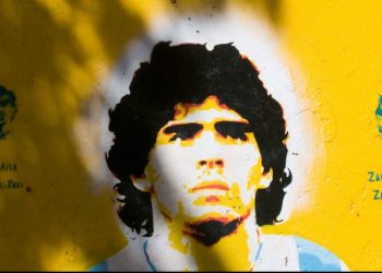 Una alternativa al peso: Crean una criptomoneda dedicada a Maradona