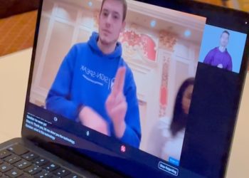 Una aplicación utiliza inteligencia artificial para que los sordos puedan mantener una conversación fluida