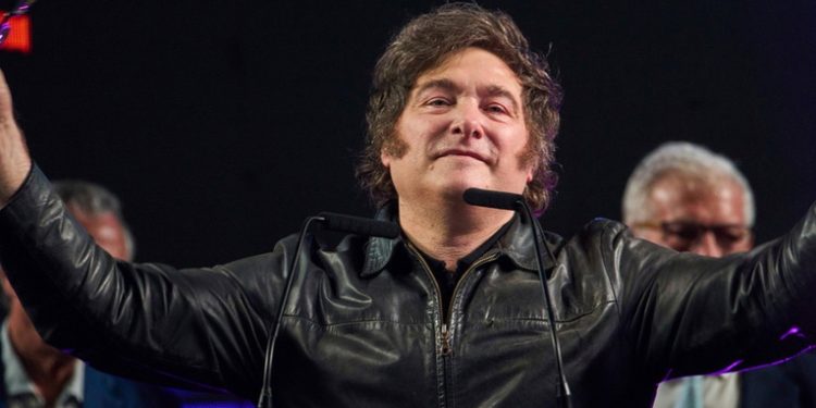 Una encuesta sobre la crisis en Argentina le da dos buenas noticias a Milei