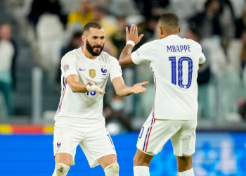 Una épica remontada lleva a Francia hasta la final, donde ya espera España